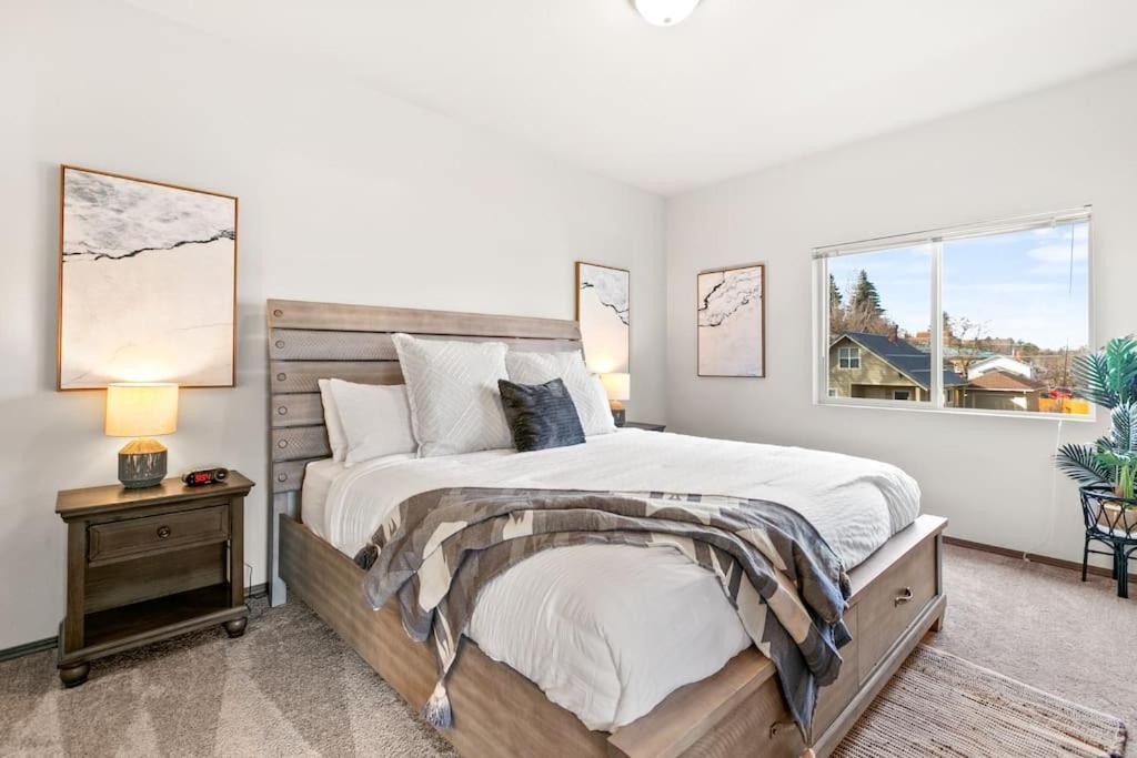 Brand New 2 Bd 2 Bth Near Dt And Perry District Apartment Spokane Exterior photo